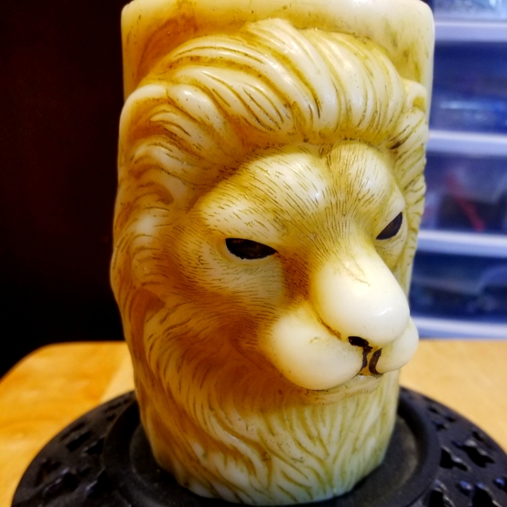 New Lion Shaped Candle